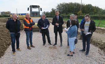 Pacte SAT - Le sous-préfet d'Avesnes-sur-Helpe, présente l'avancement des travaux de la RN2